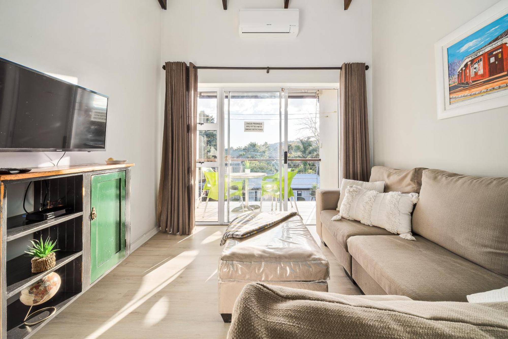 Stunning Knysna Central Apartment エクステリア 写真